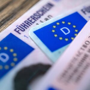 Digitaler Führerschein und harte Strafen: EU beschließt neue Vorschriften