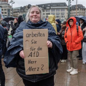 Demos gegen Merz-Äußerung – „Friedrich“-Protestsong