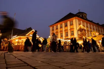 Weihnachtsmarktsaison geht mit „Winterdorf“ los
