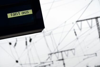 Fernverkehrszüge rollen nach Störung in Köln wieder