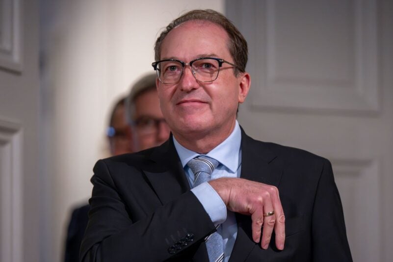 Dobrindt will ein Drohnenabwehrzentrum.