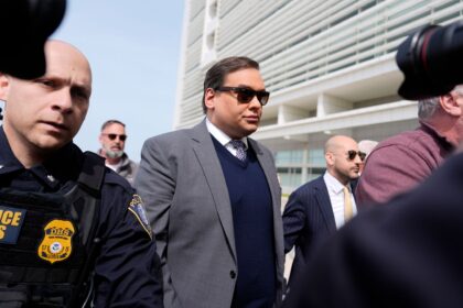 Trump mildert Strafe von Santos ab – ehemaliger Abgeordneter kommt wieder frei