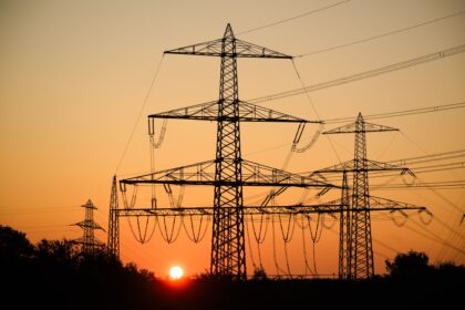 Strom-Netzentgelte könnten 2026 deutlich sinken