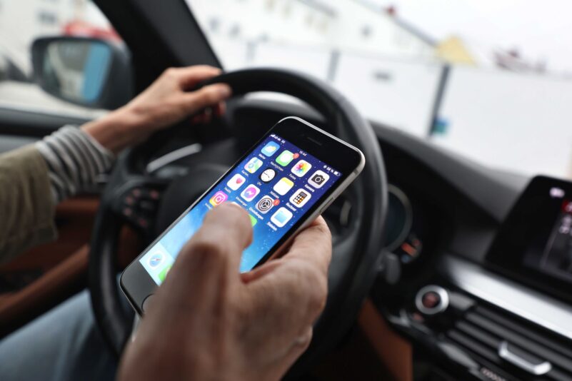 Im Blick sind in der Aktionswoche nicht nur Autofahrer, sondern auch Lastwagenfahrer und Radler. (Symbolbild)