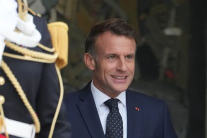 Macron ist am Zug – Entscheidung zu neuem Premier erwartet