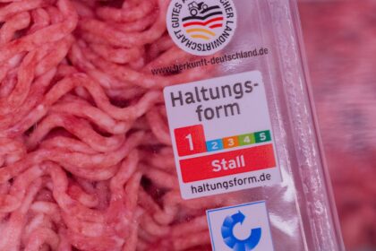 Aldi Süd streicht Eigenmarken-Fleisch aus Haltungsform 1