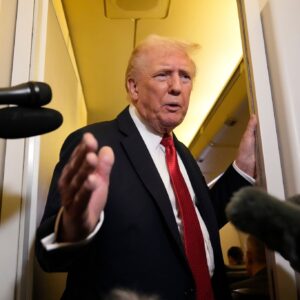 Trump für Einfrieren des Ukraine-Frontverlaufs: „Geht nach Hause, stellt die Kämpfe ein, stoppt das Töten“