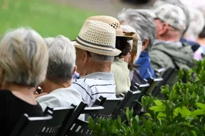 Rentenpolitik: Junge SPD-Abgeordnete stellen sich gegen junge Unionsmitglieder