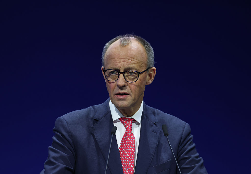 -Russland-muss-an-den-Tisch-Merz-betont-Bedeutung-diplomatischer-L-sungen