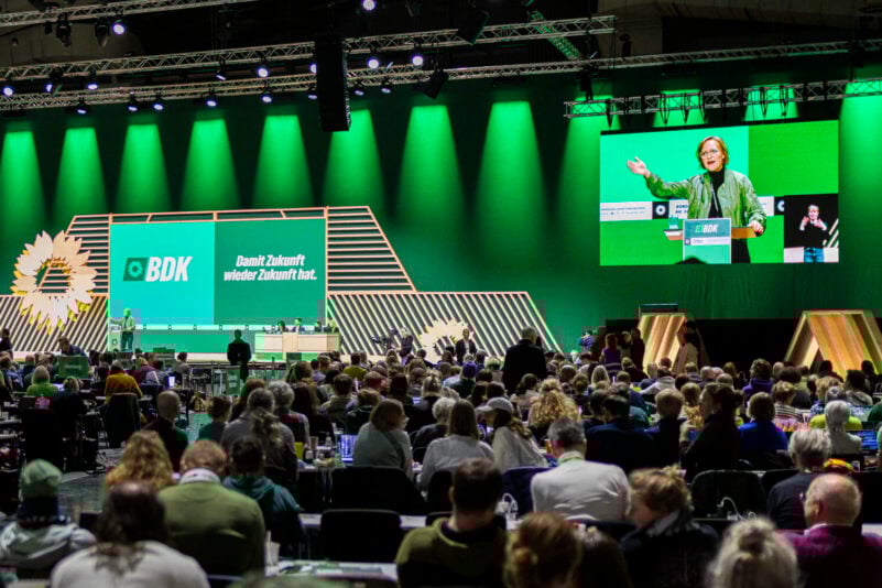 Grüne setzen Parteitag fort: Wirtschaftsfragen, Steuern, Digitalpolitik