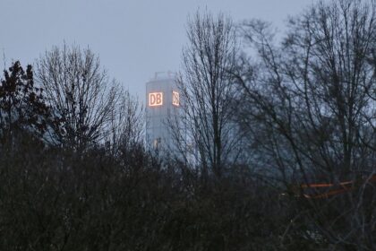 Bahn-Chefin erwartet viele unpünktliche Züge und mehr Baustellen