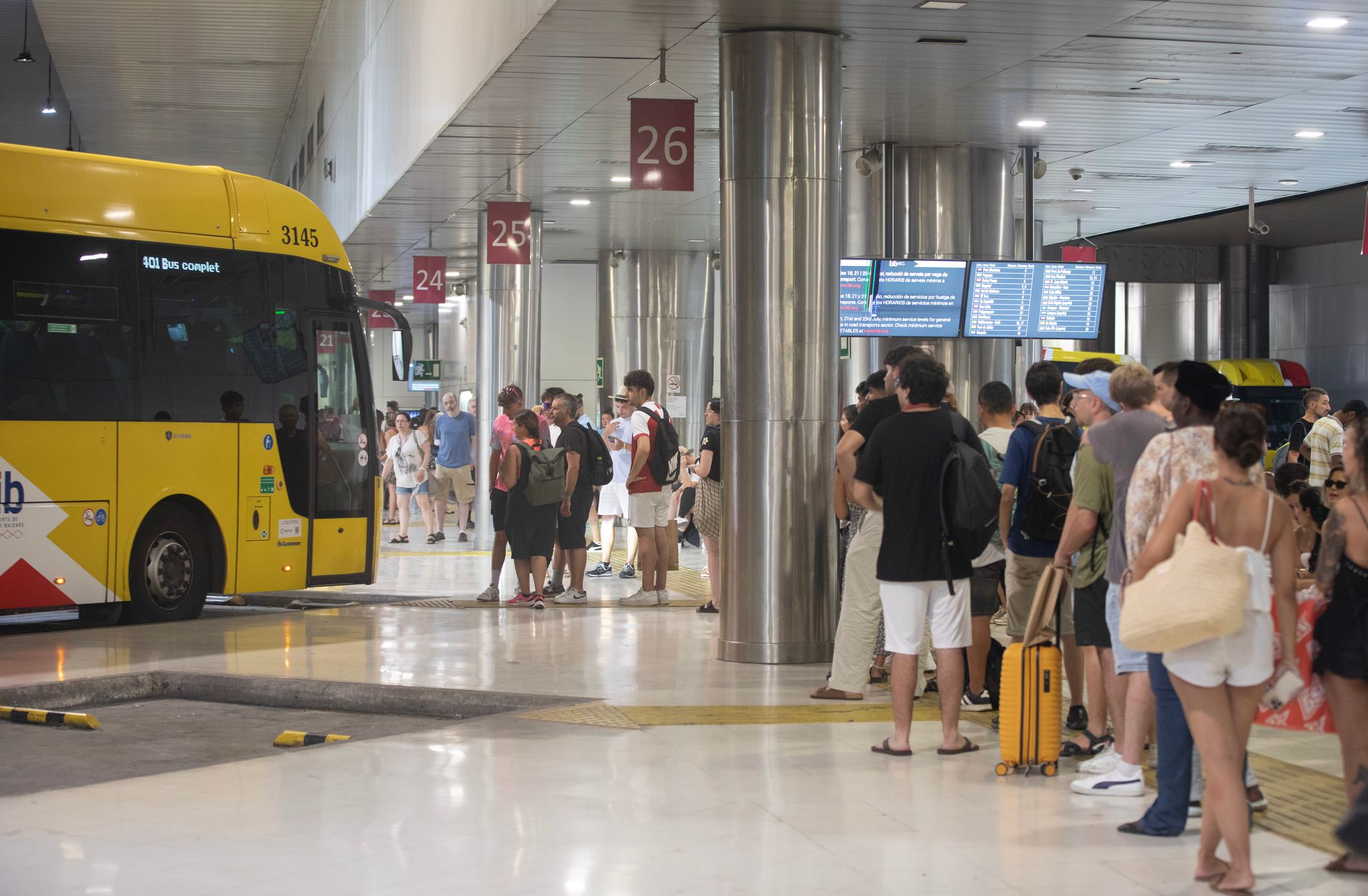 Bus-und-Metro-in-Palma-erh-hen-Preise