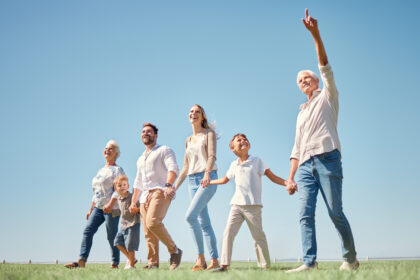 Welleneffekt mit Langzeitwirkung: Drei Generationen voller Empathie