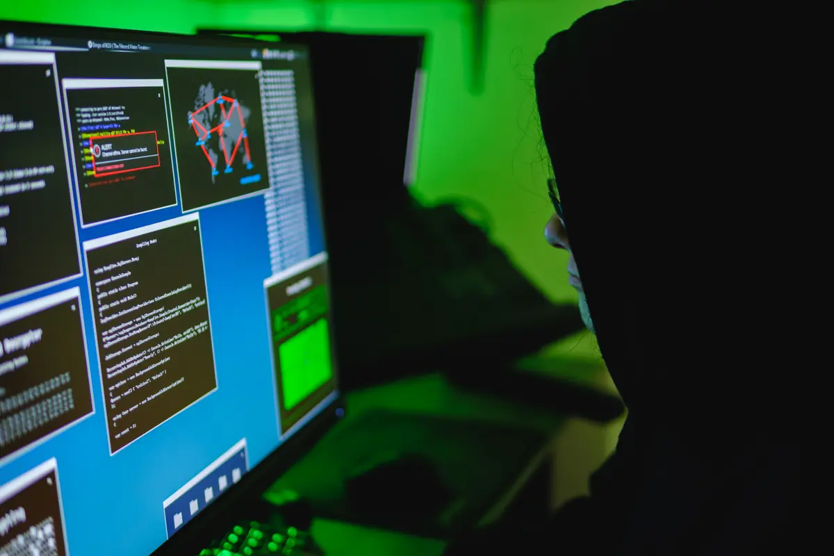 USB-Sticks-Honigfallen-LinkedIn-So-spioniert-Peking-den-Westen-aus