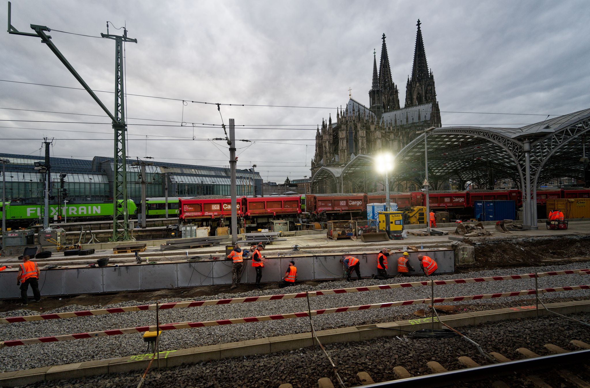 Kein-ICE-nach-K-ln-Hauptbahnhof-Bahn-startet-Bauarbeiten