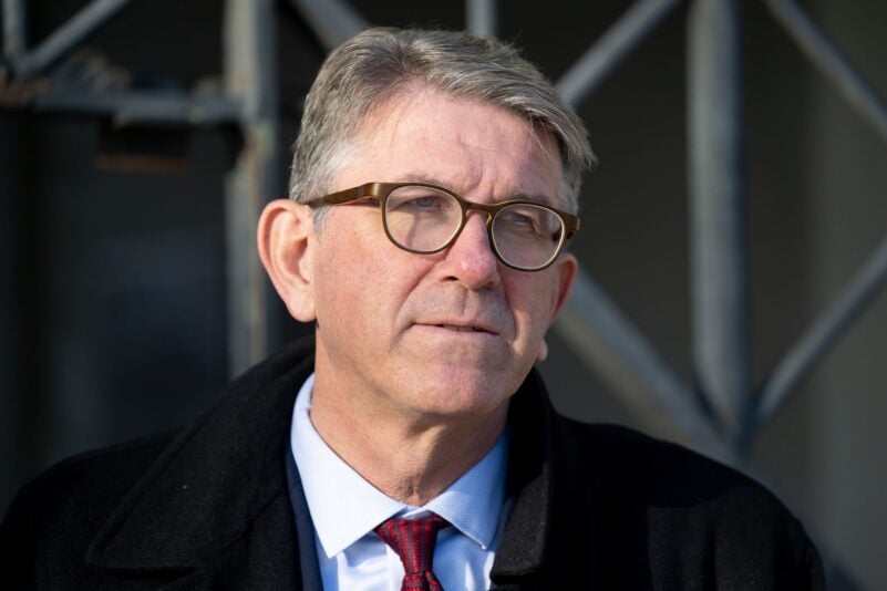 Die Übertragung von Weimers Geschäftsanteilen soll bis Jahresende vollzogen sein.