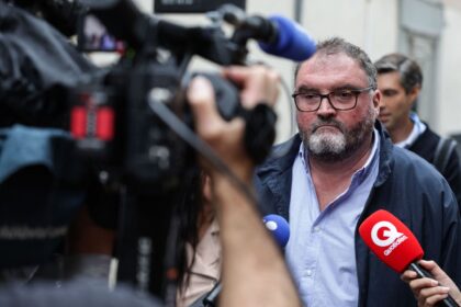 Anklage fordert lebenslang für Klinikarzt wegen mutmaßlich 12 Morde