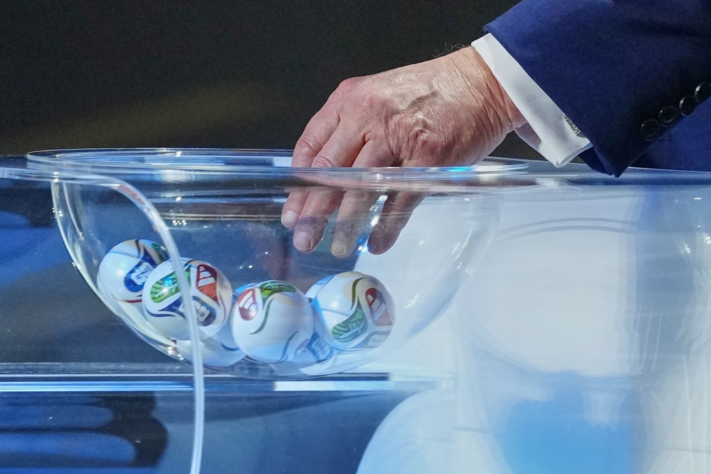 Fu-ball-WM-Deutschland-spielt-gegen-Ecuador