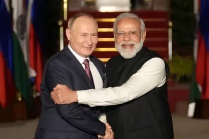 Besuch in Indien: Putin informiert Modi über Fortgang der Ukraine-Gespräche