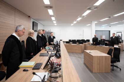 NSU-Terroristin Zschäpe: „Ich schäme mich“