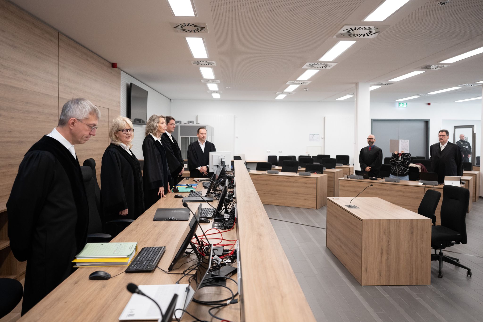 NSU-Terroristin-Zsch-pe-Ich-sch-me-mich-