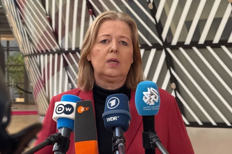 SPD-Chefin und Arbeitsministerin Bärbel Bas machte in Brüssel deutlich, dass die Koalition auch ans Rentenpaket geknüpft sei.