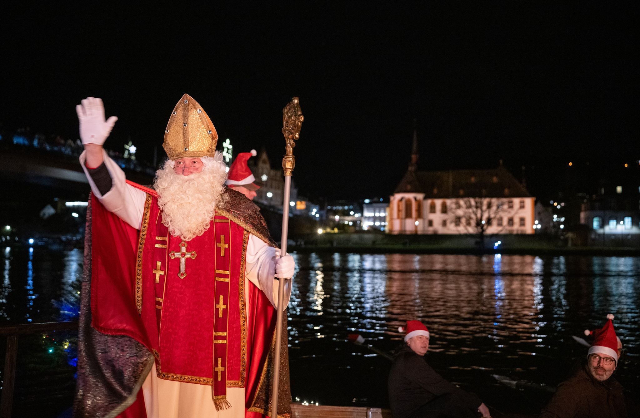 Nikolaus-kommt-per-Boot