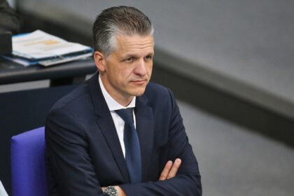 Kanzleramtsminister versteht Ungeduld der Bevölkerung