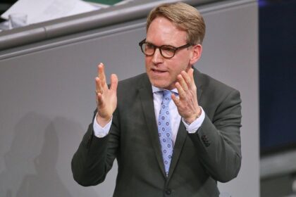 Henrichmann fordert Zivilschutz Kurse für Krisen und Krieg