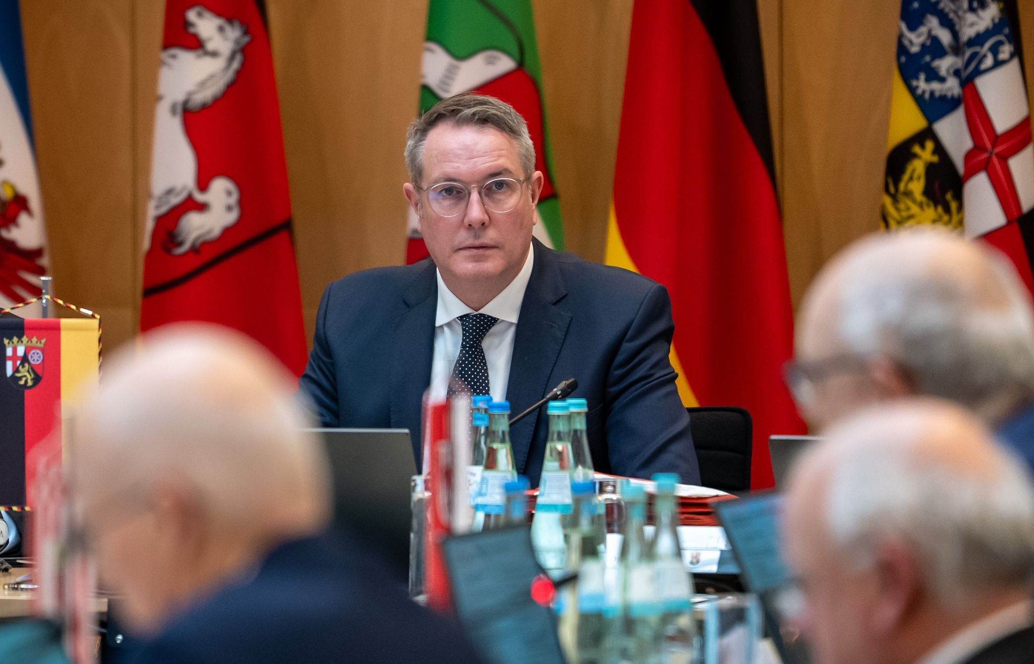 Bundeszusch-sse-f-r-Kommunen-bleiben-Streitfrage-Modernisierungsaplan-f-r-Verwaltung-beschlossen