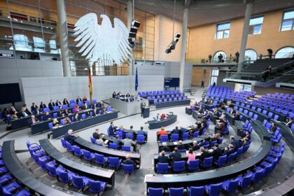 Pendler, Gastro, Ehrenamt: Bundestag beschließt Entlastung