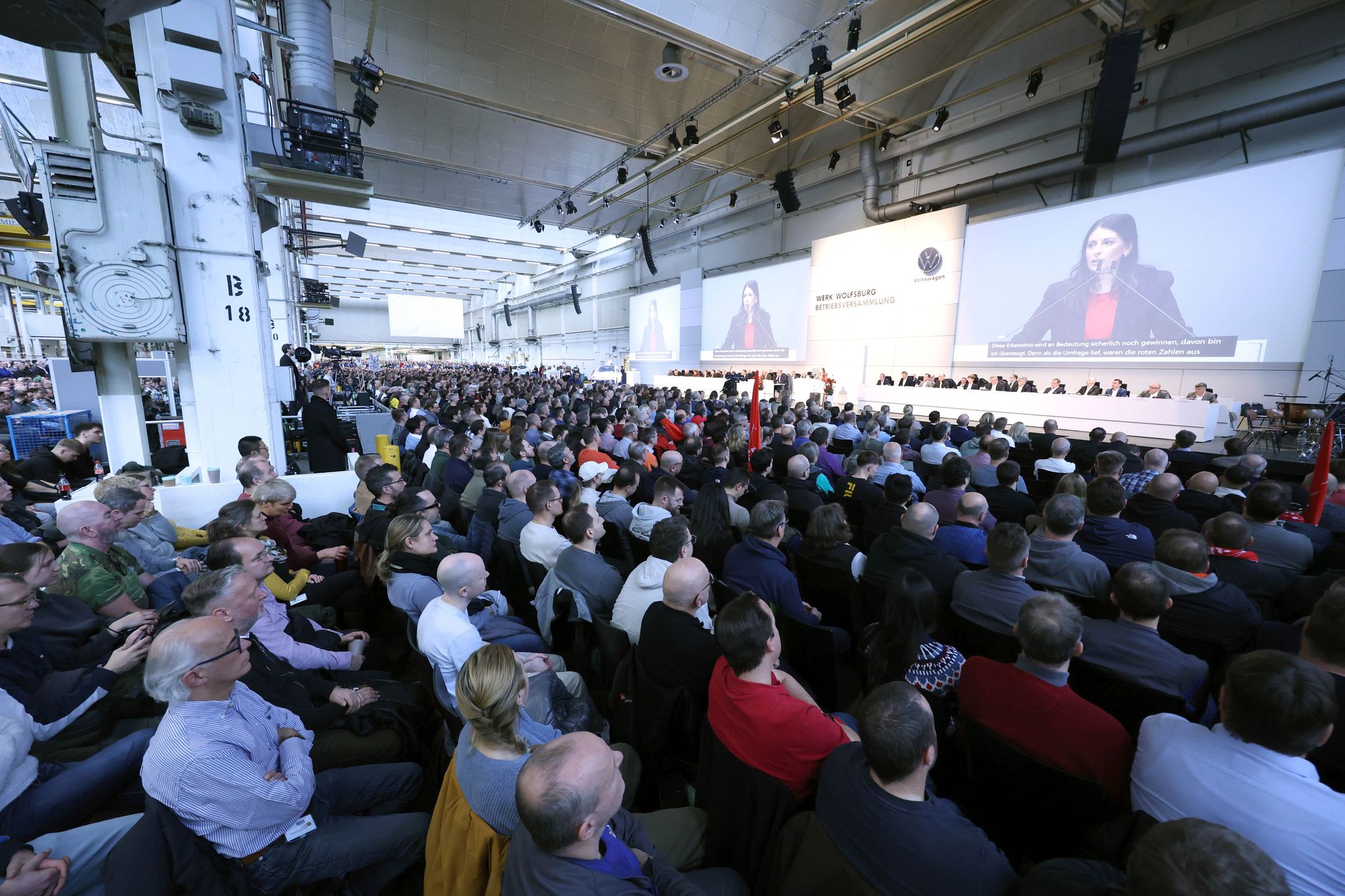 VW-Chef-plant-weiteren-Sparkurs-Vertrauensverlust-der-Belegschaft